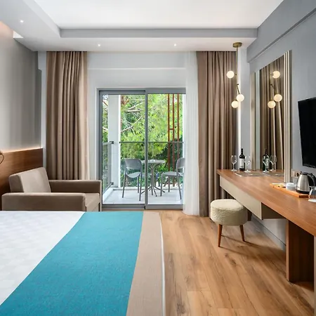 Story & Hotel